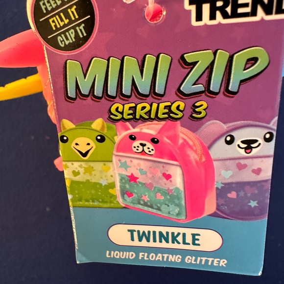 12pc Joe Trend Mini Zip Liquid Floating Glitter Zipper purse w backpack clips - Picture 8 of 12